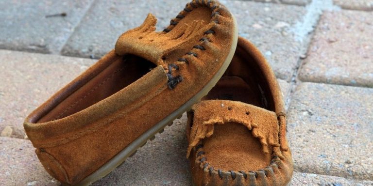 moccasin